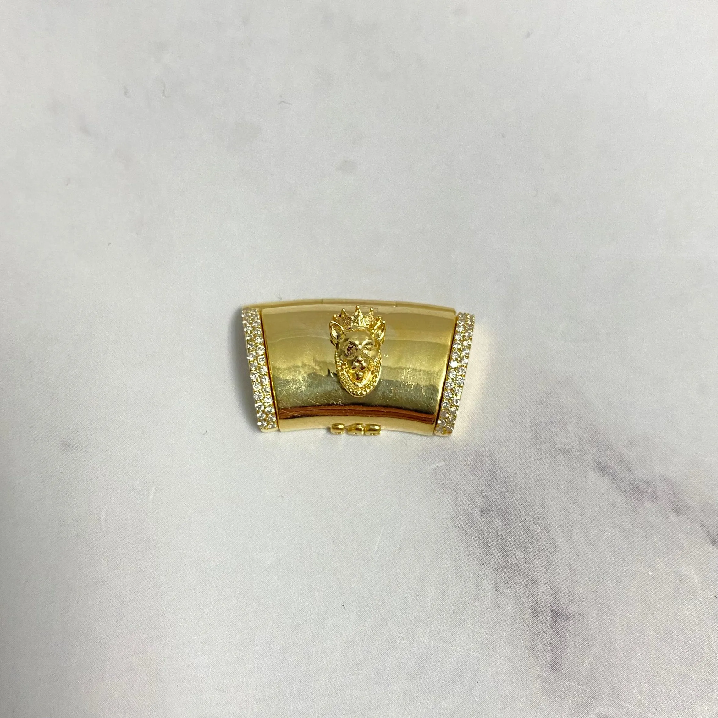 10K Yellow Gold Diamond On The Size Sleek Lock With Panther / 6gr / 11.5mm / 0.8in
