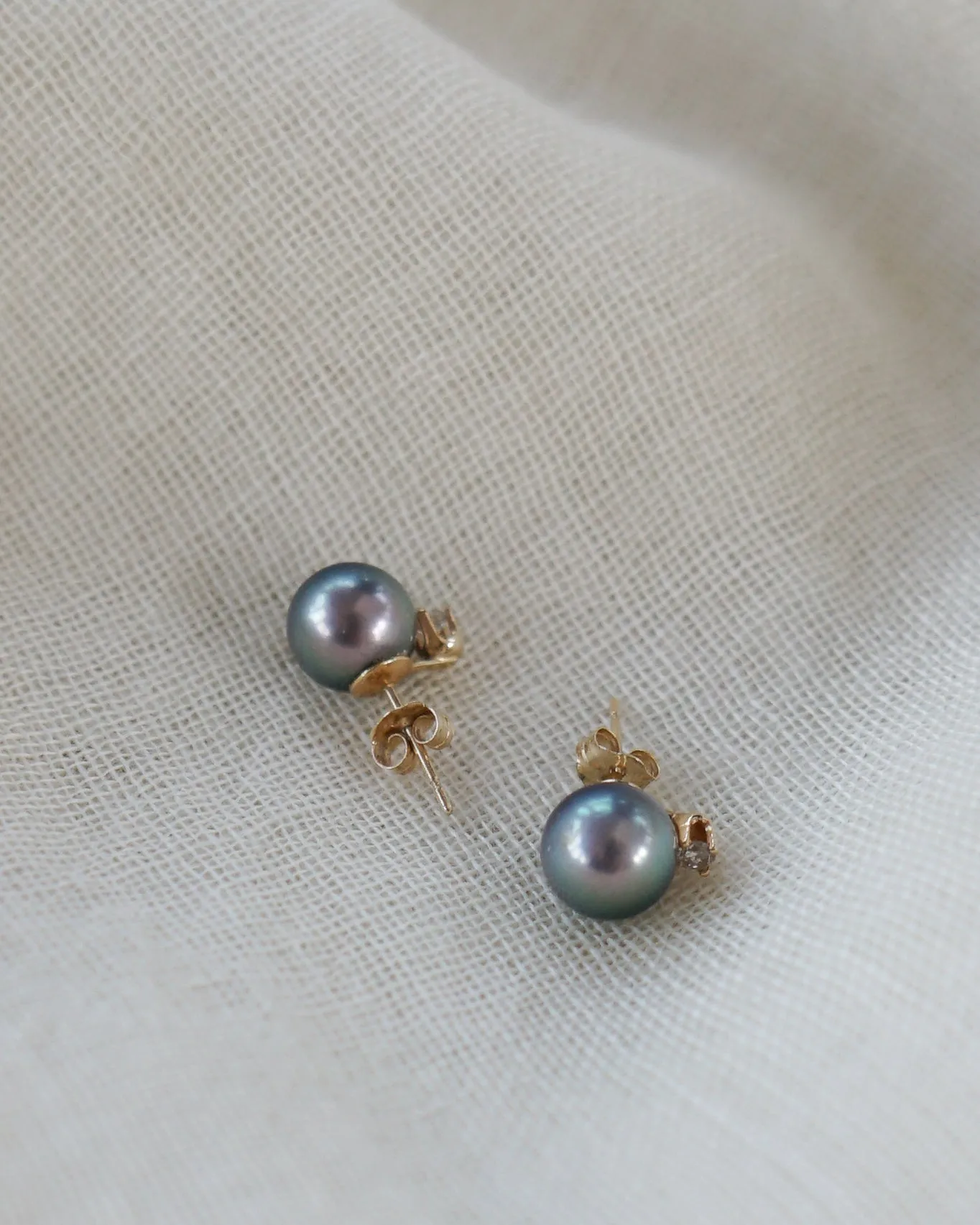 14k Gold x Diamond / Pearl Earrings