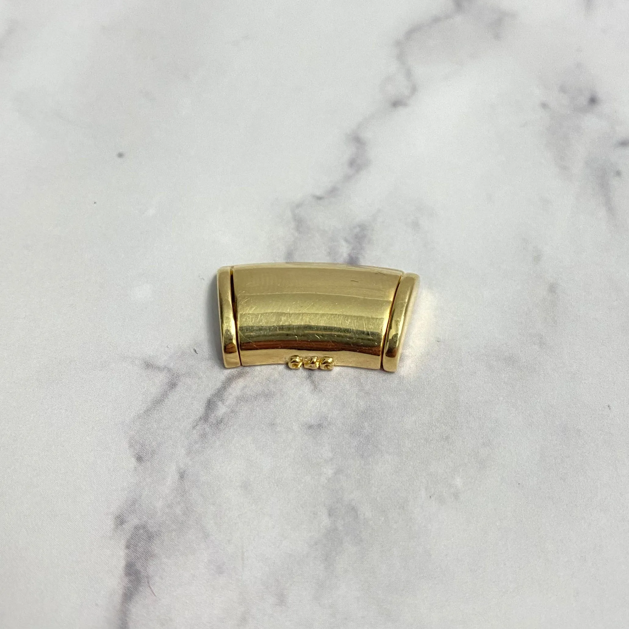 14K Yellow Gold Plain Sleek Lock / 6.7gr / 11mm / 0.8in