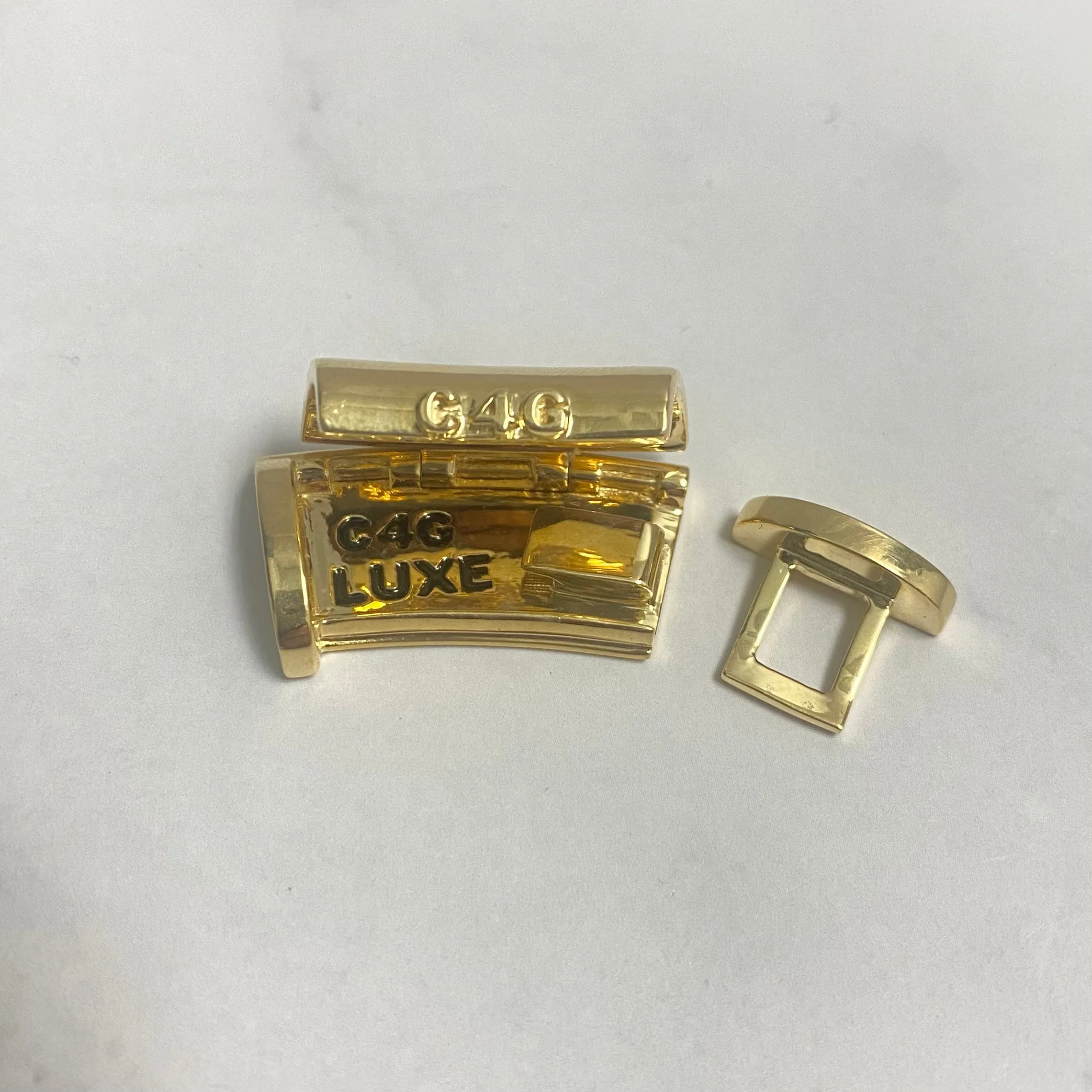 14K Yellow Gold Plain Sleek Lock With Panther / 11.3gr / 13mm / 1in