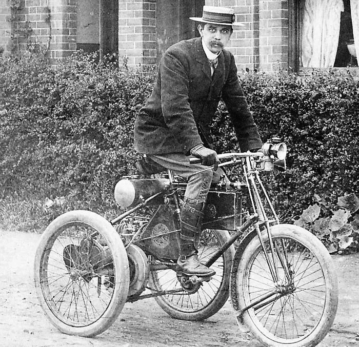 1900 De Dion-Bouton Tricycle