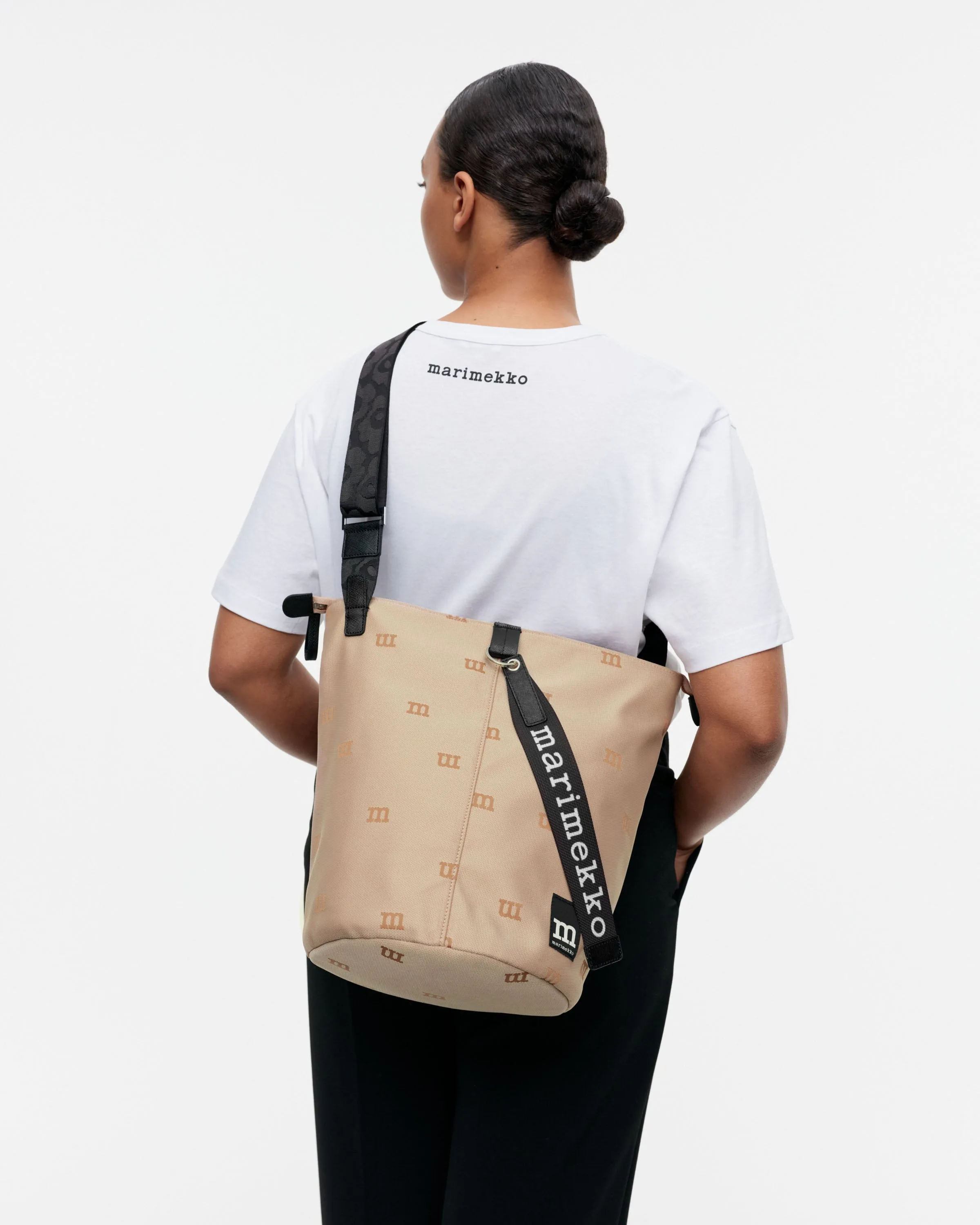 All Day Bucket Large Logo Shoulder Bag