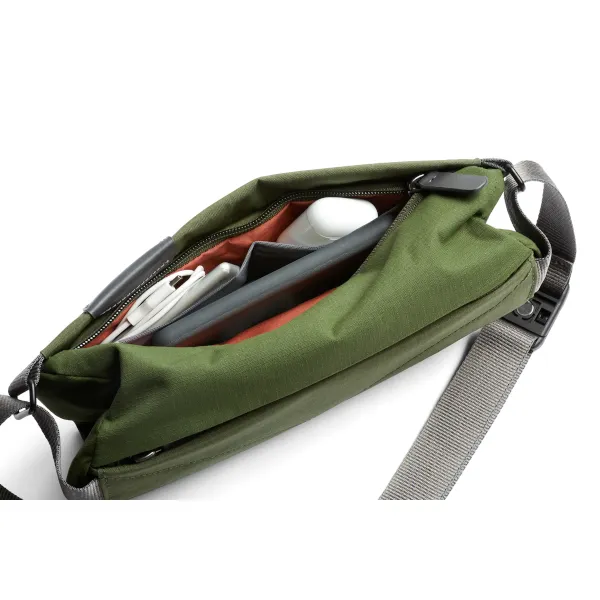 Bellroy Sling Bag Mini 4L (ranger green)