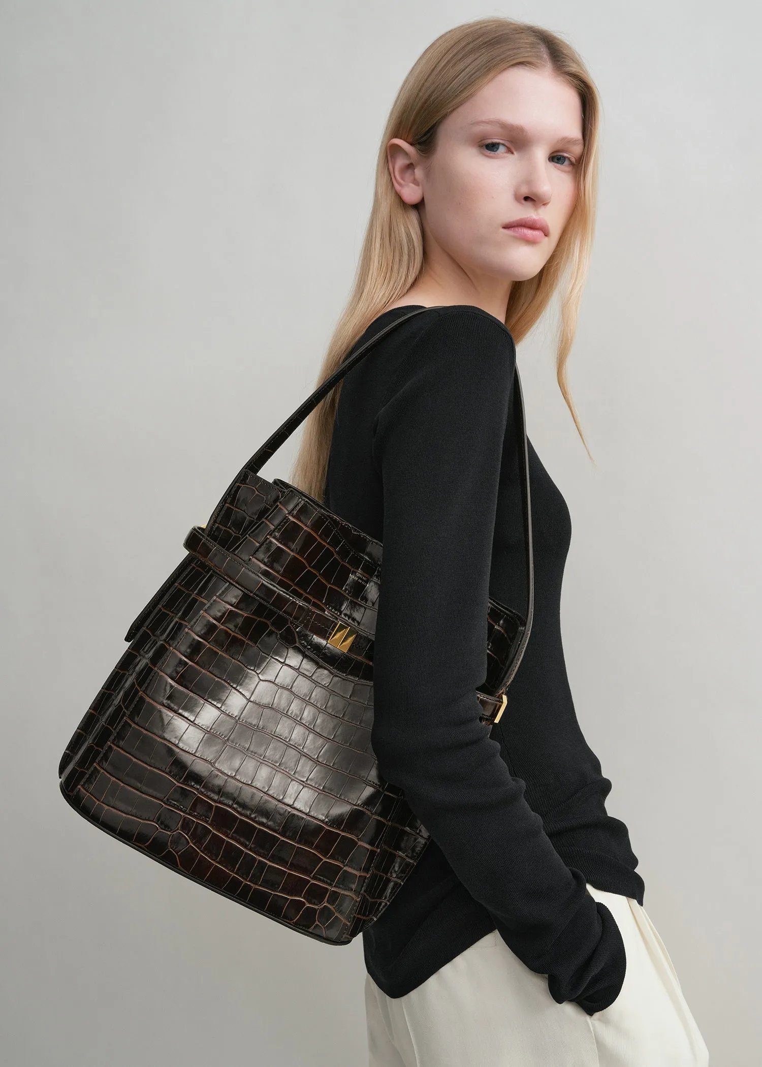 Belted croco-embossed bucket bag dark brown
