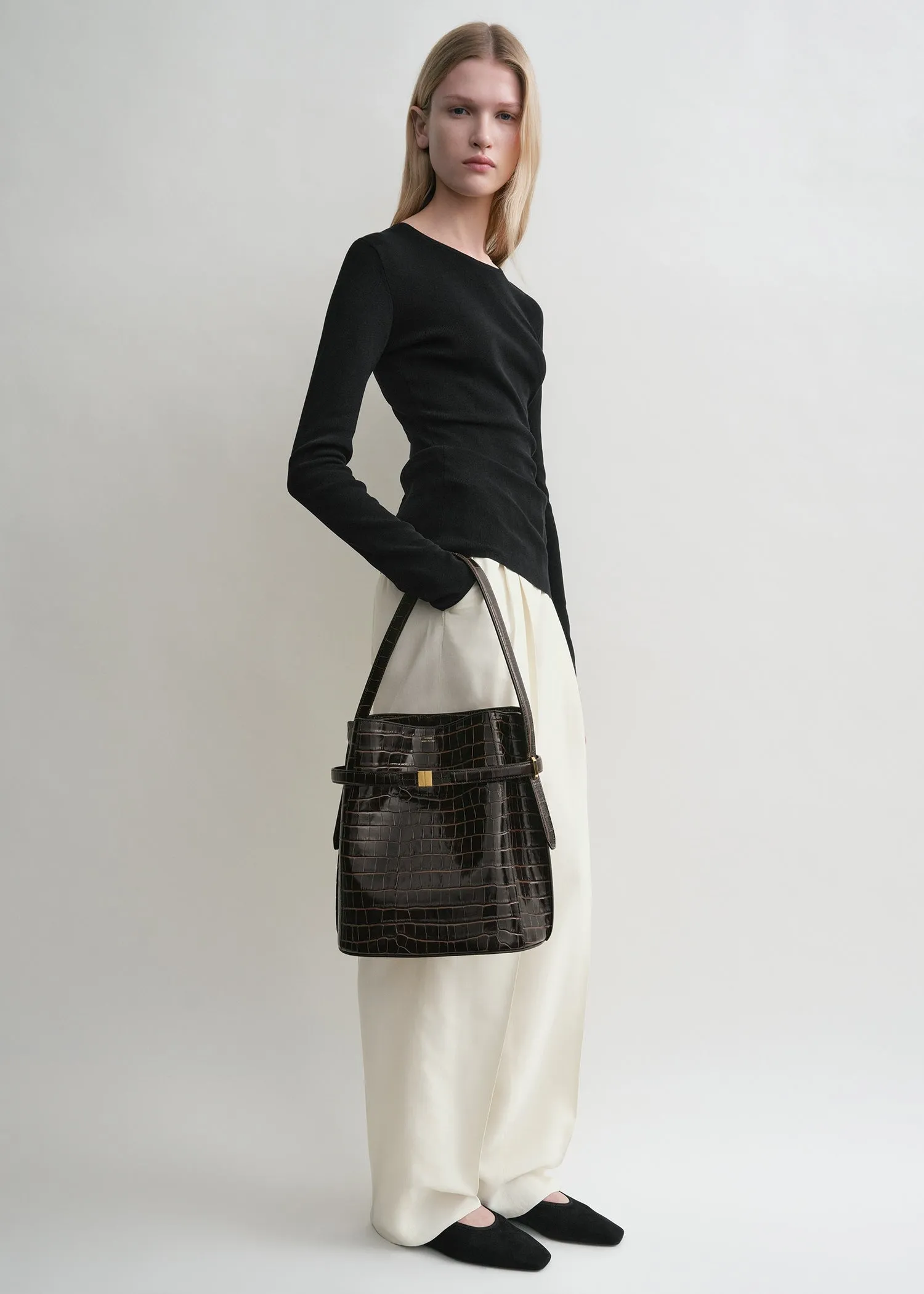Belted croco-embossed bucket bag dark brown