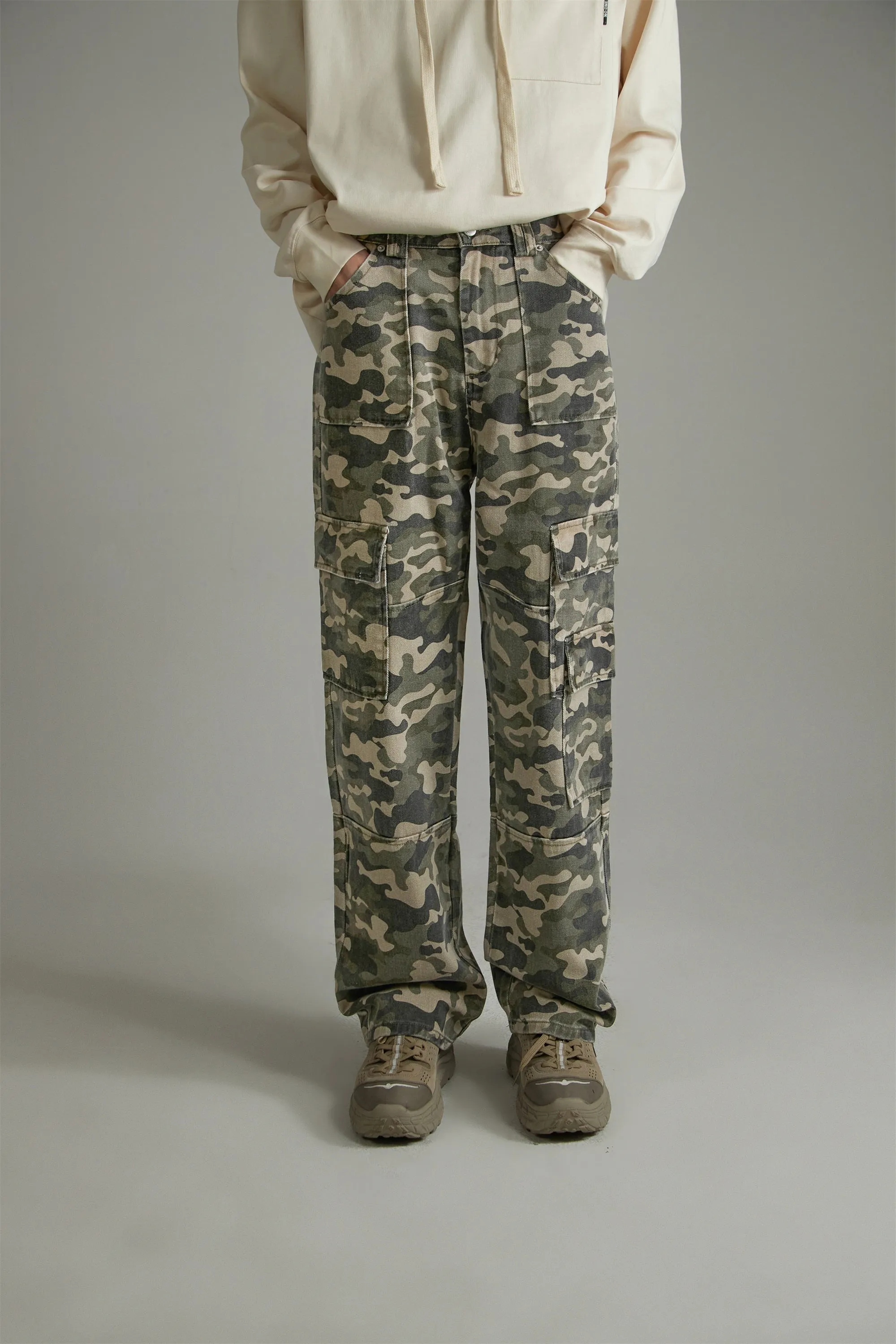 Camouflage Print Casual Pants