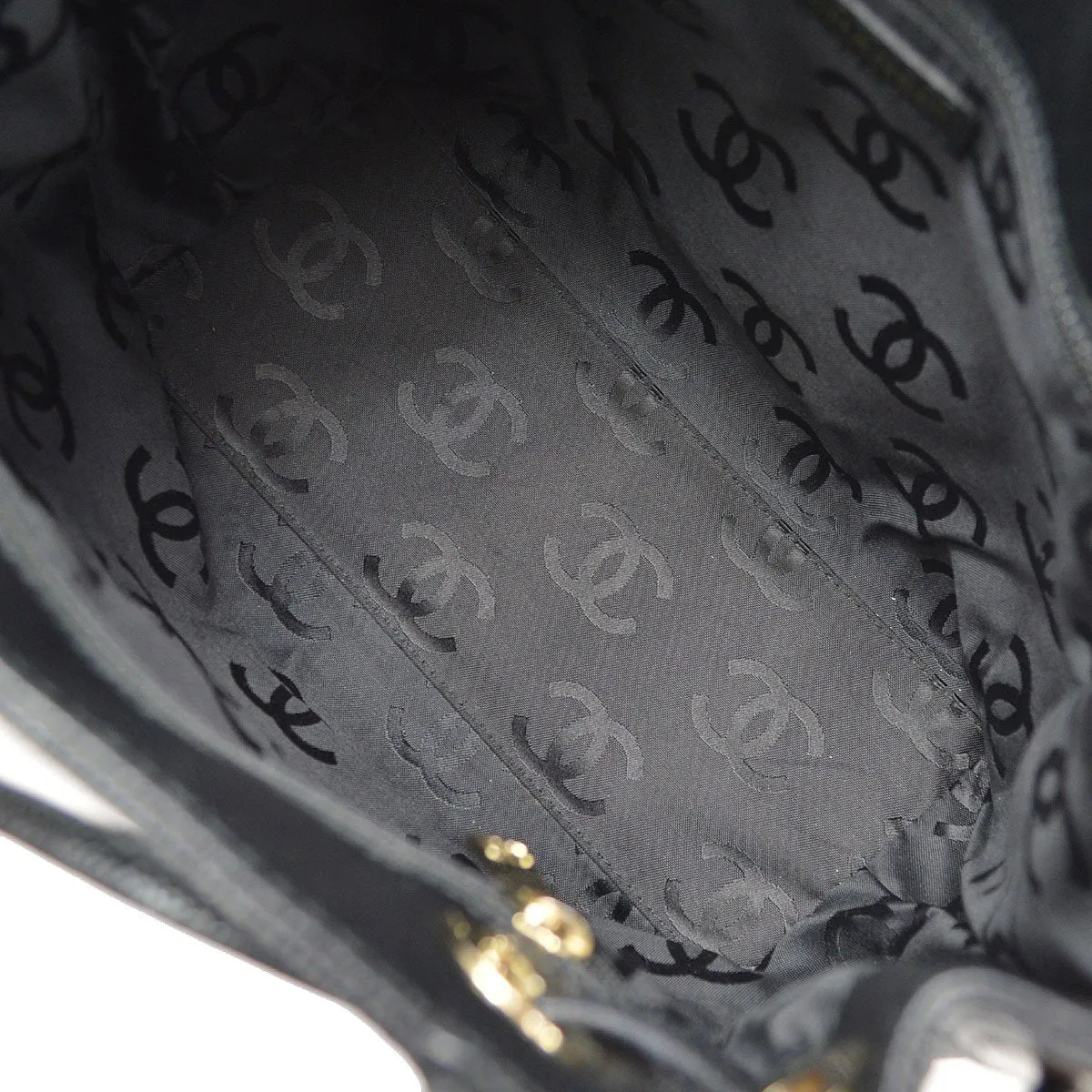 CHANEL 2001-2003 CC Handbag Black Caviar ao31527