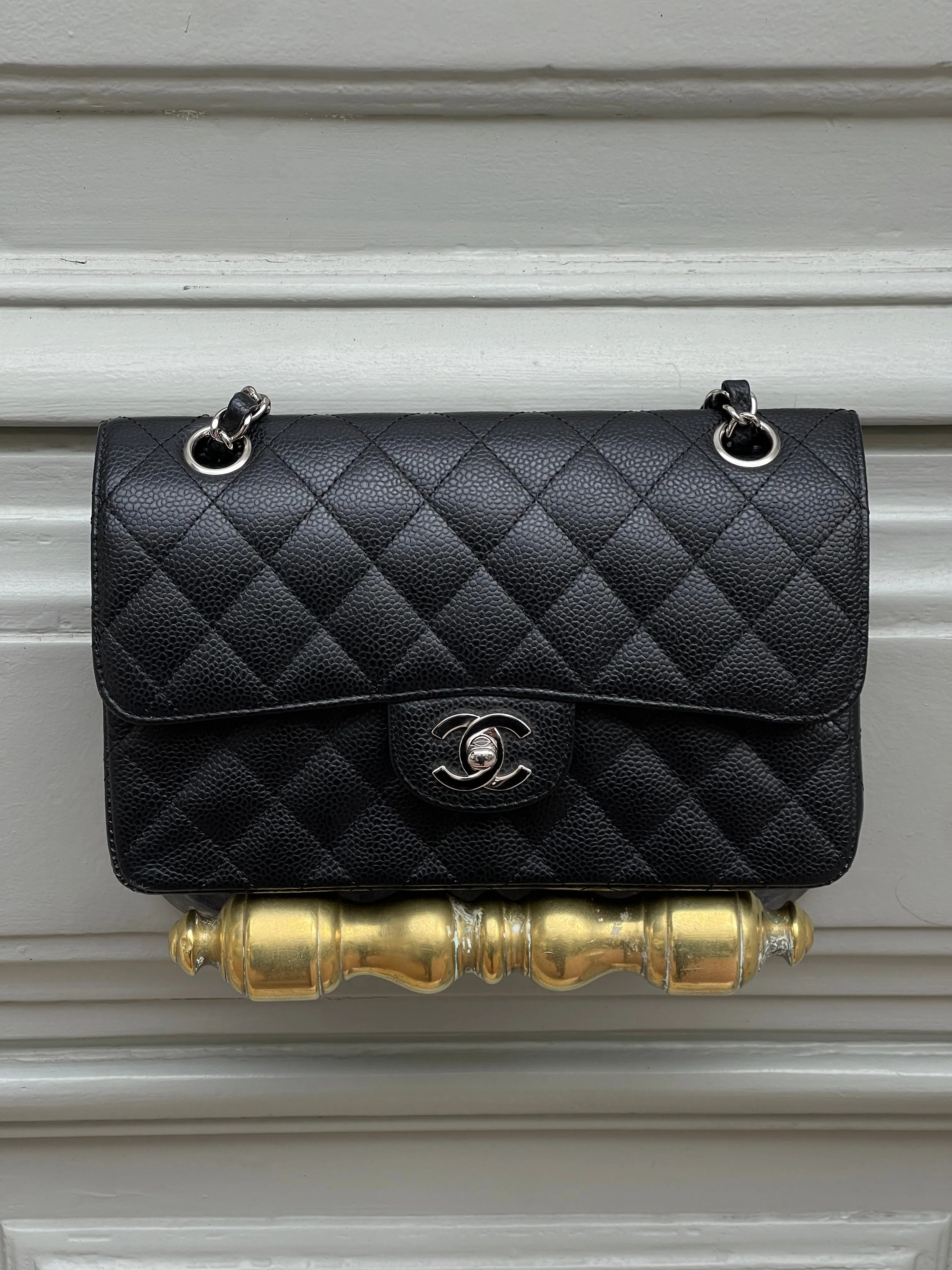 Chanel - Sac Mini Timeless 23 noir