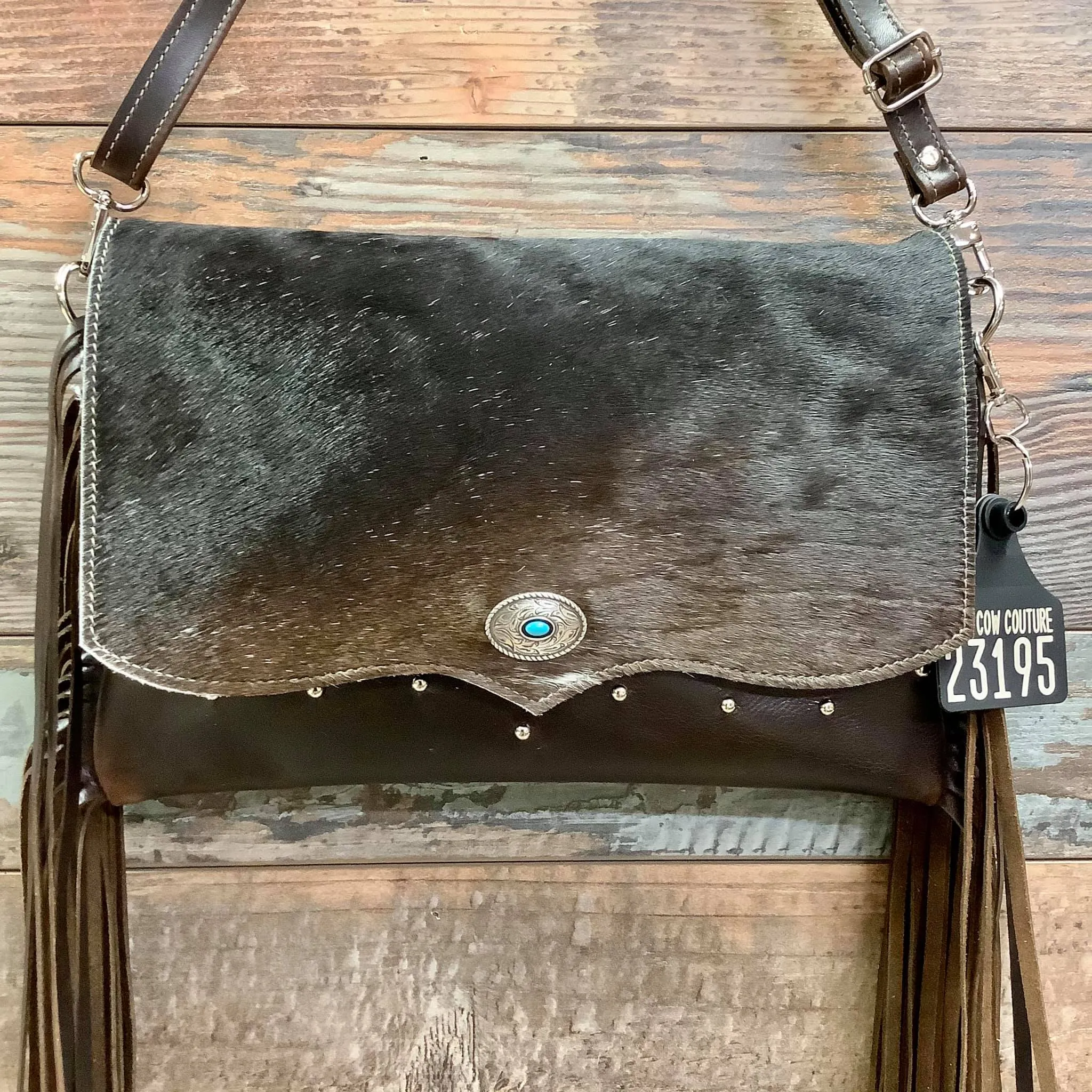 Classy Cowgirl #23195