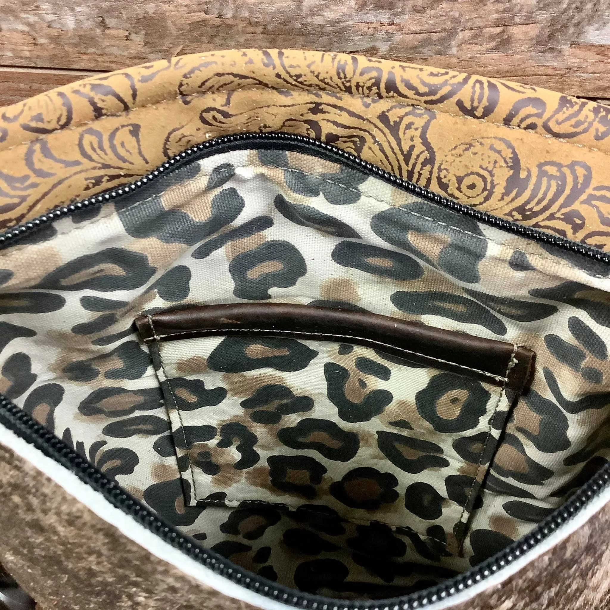 Crossbody with Pendelton Flap - #24264