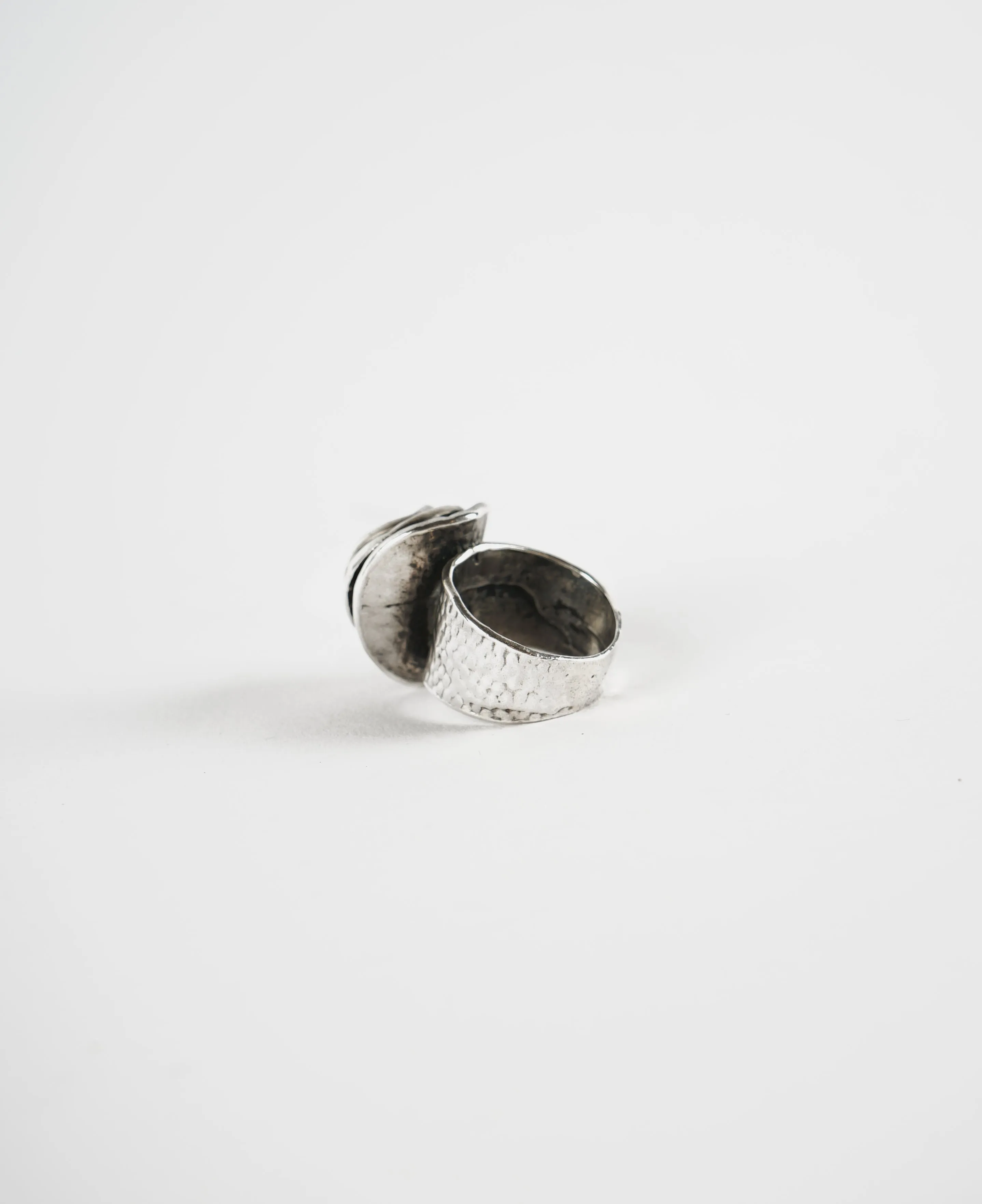 Flower Motif Ring