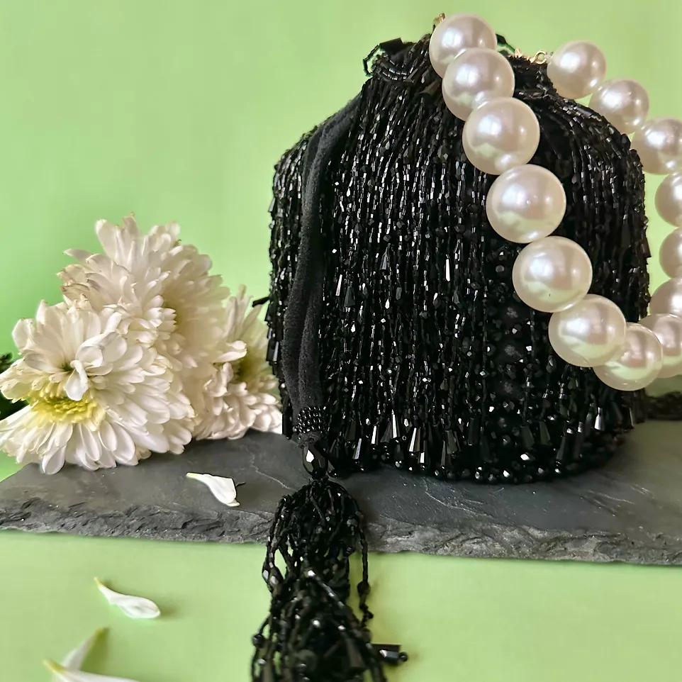 Frost Tassel Bucket