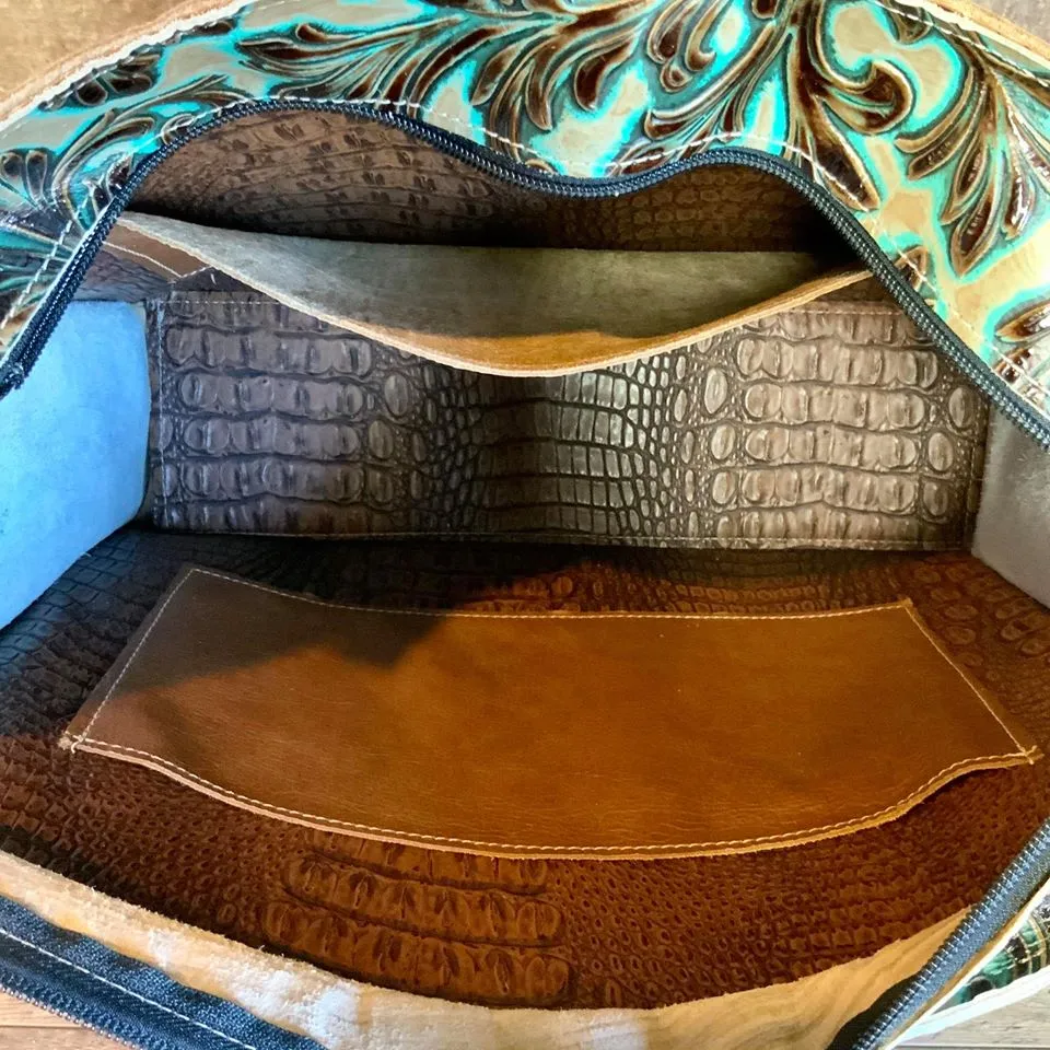 Get Outta Town Hybrid Tote - #20887