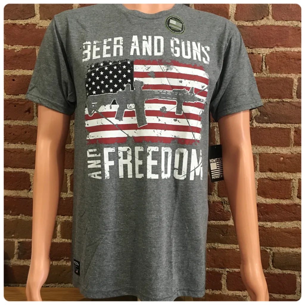 Howitzer Men's " Beer & Guns" T Shirt