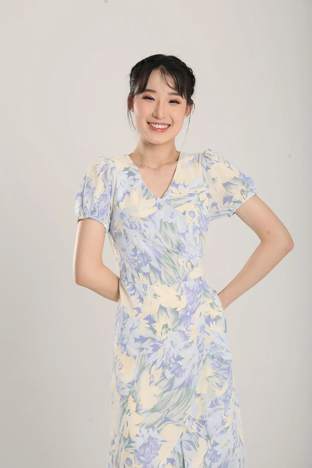 Jica Floral Print Midi Dress in Lavender