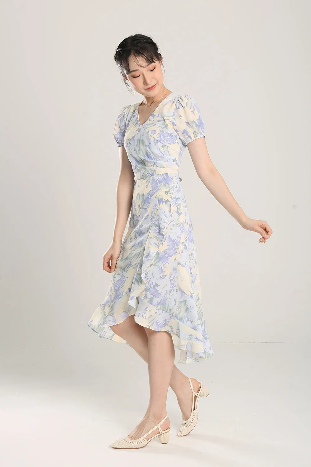 Jica Floral Print Midi Dress in Lavender
