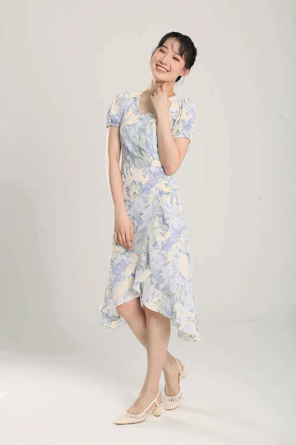 Jica Floral Print Midi Dress in Lavender