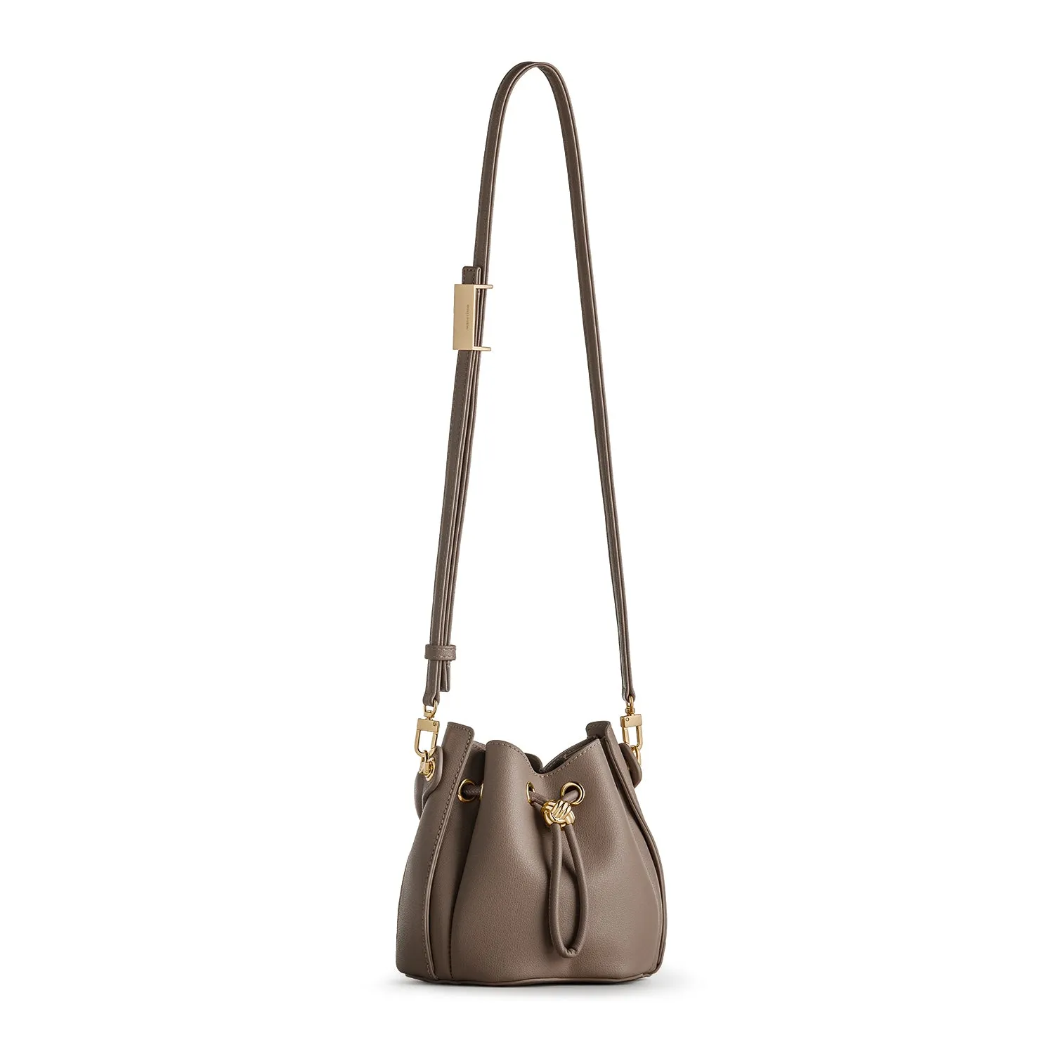Knoty Bucket Bag