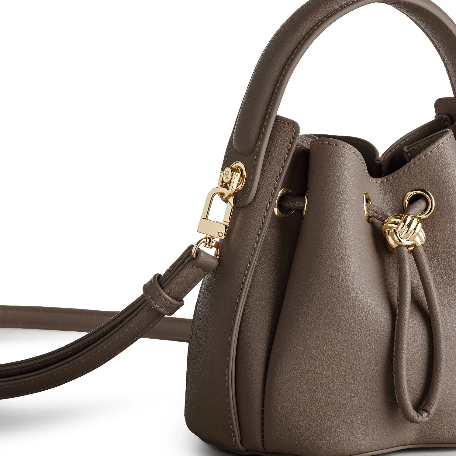 Knoty Bucket Bag