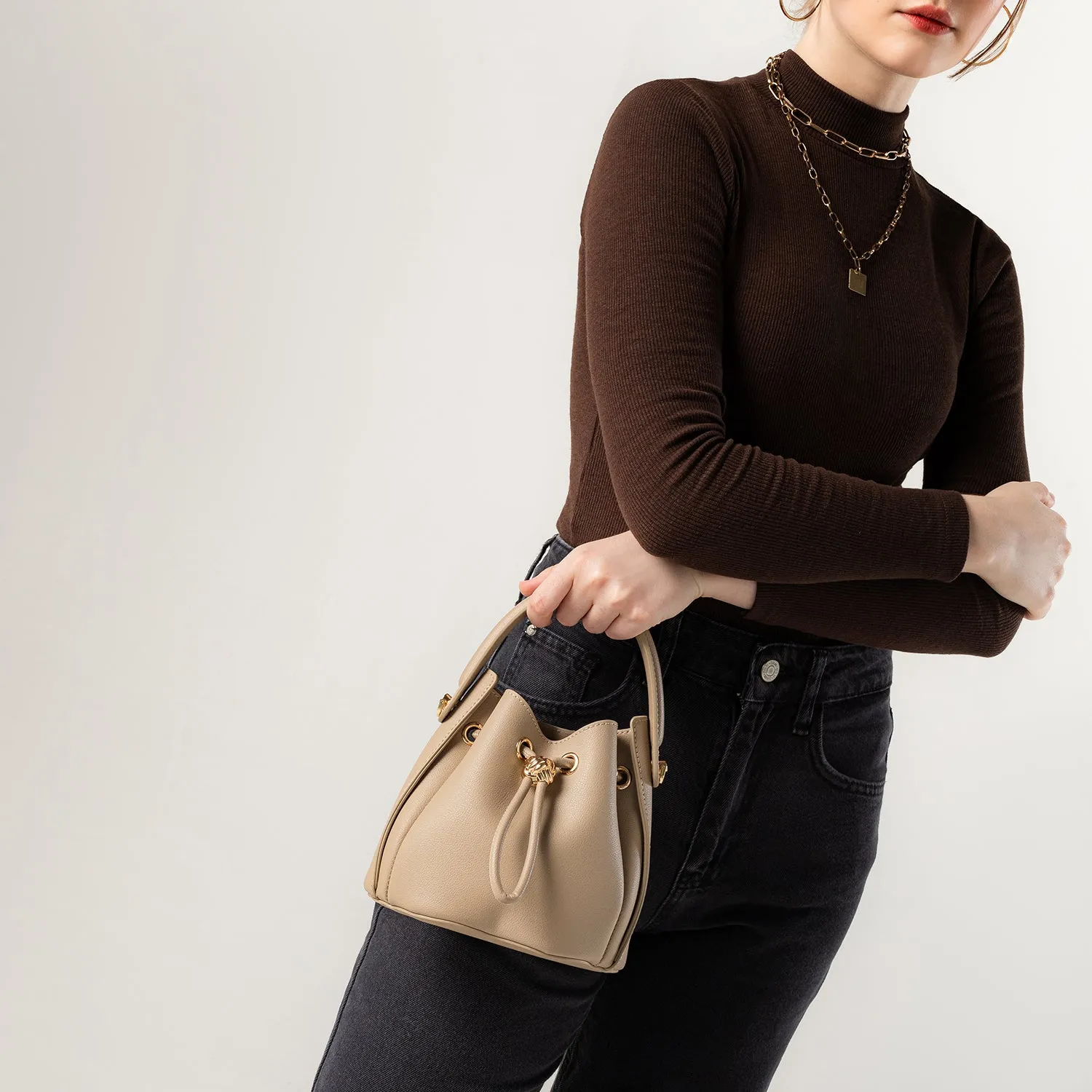 Knoty Bucket Bag