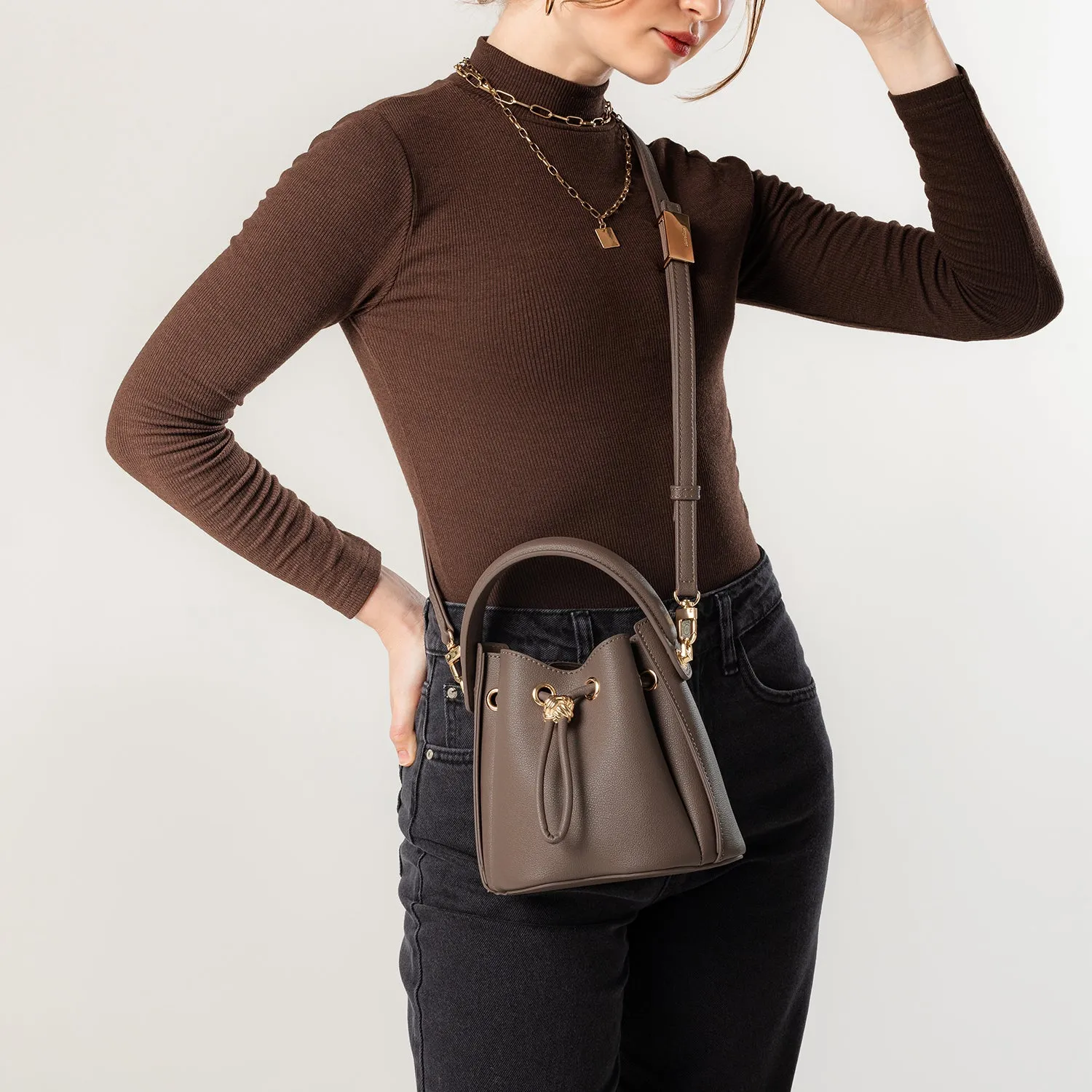 Knoty Bucket Bag