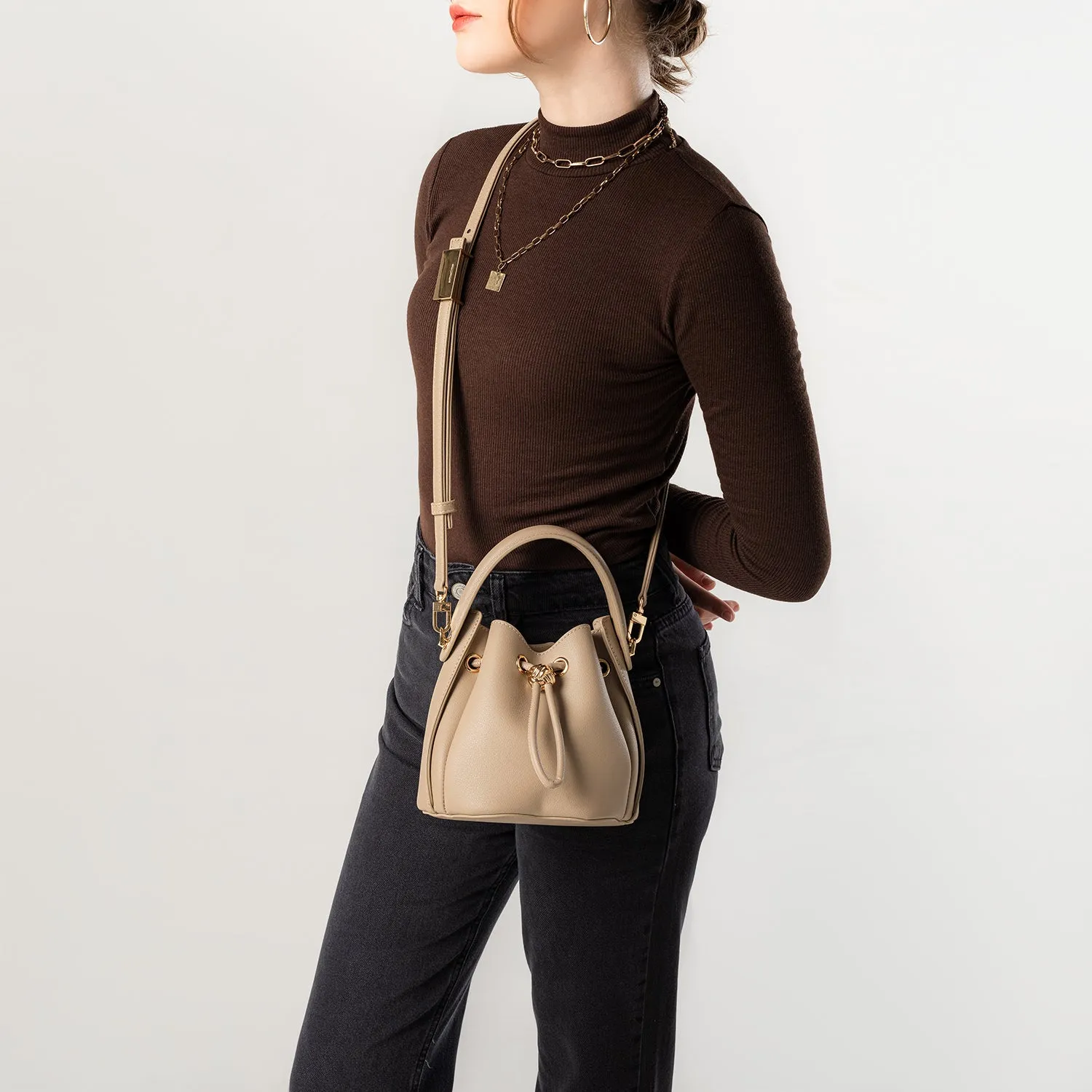 Knoty Bucket Bag