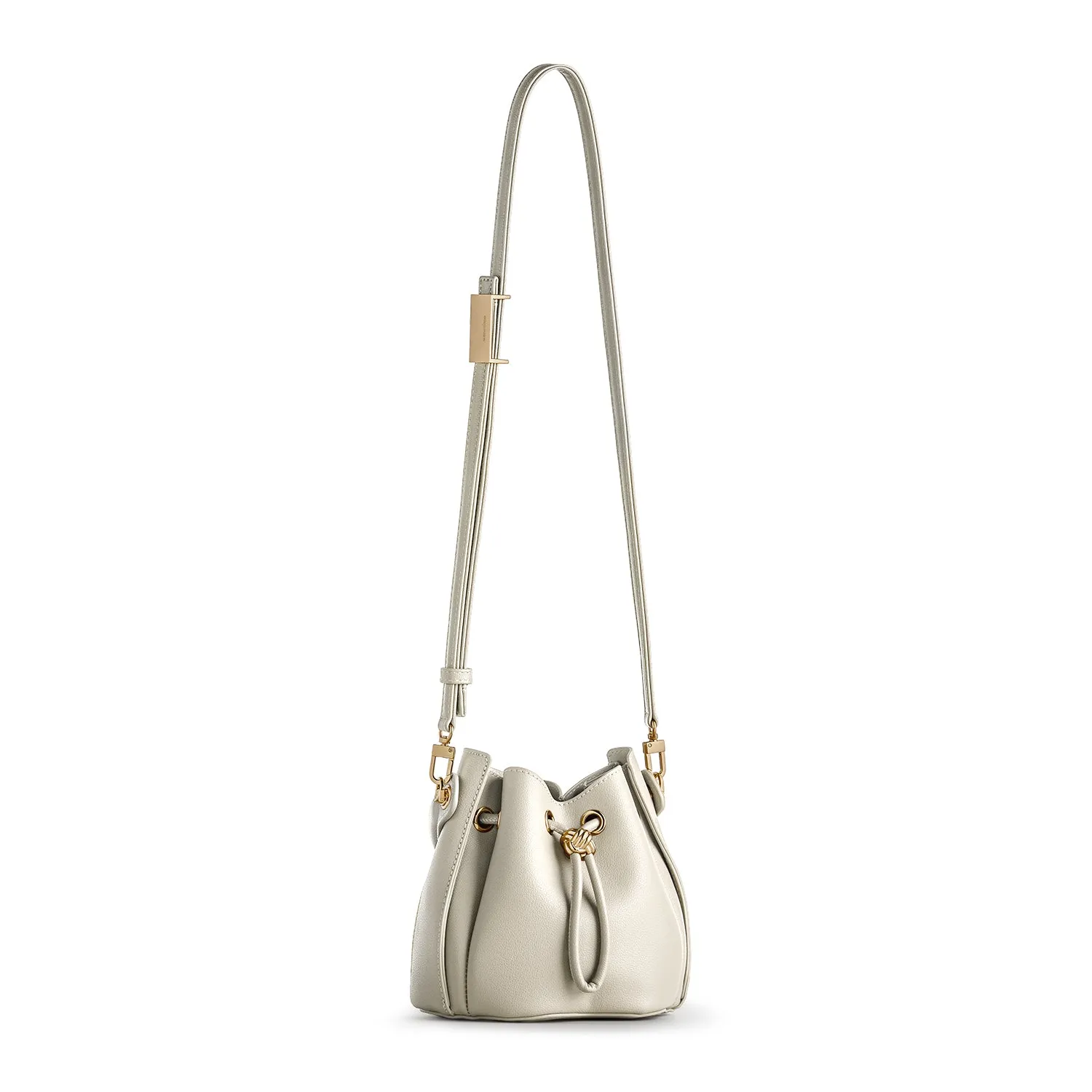 Knoty Bucket Bag