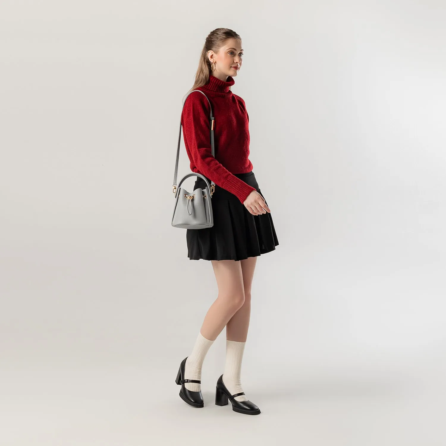 Knoty Bucket Bag