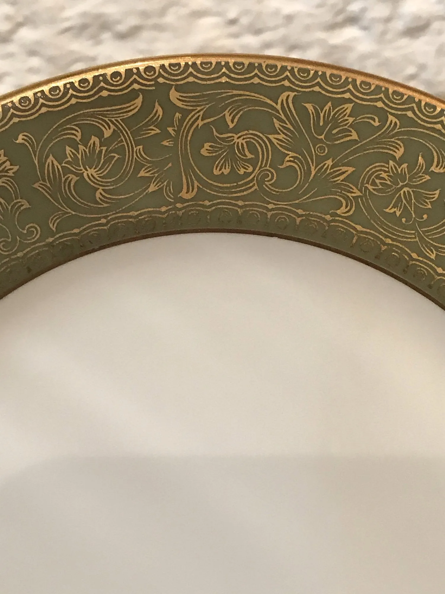 <€€ Vintage China Sango VERSAILLES 3632 Green and Gold Set Retired