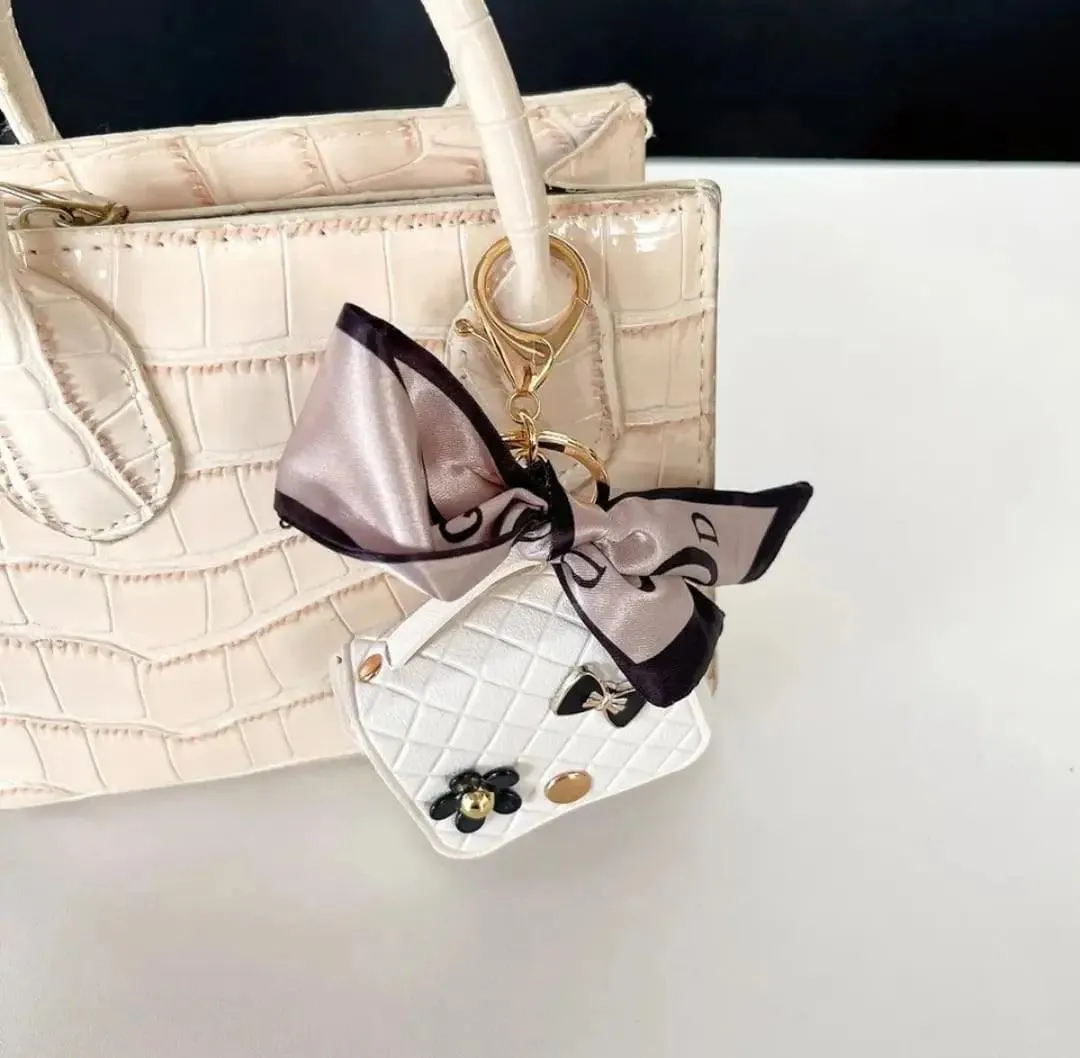 LUXE MINI KEYCHAIN BAG