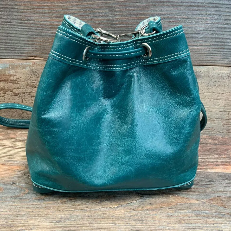 Mini Feed Bucket - #18038