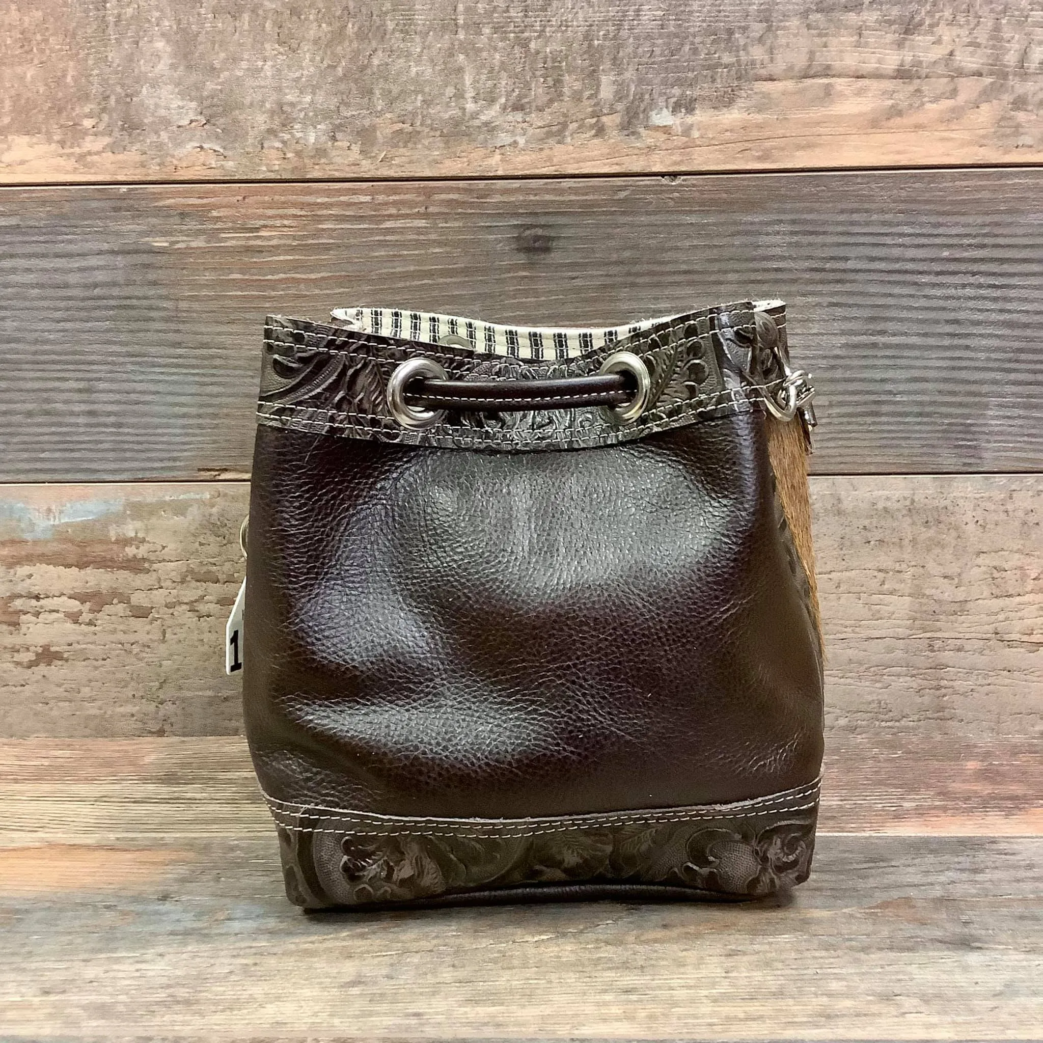 Mini Feed Bucket - Axis #10864