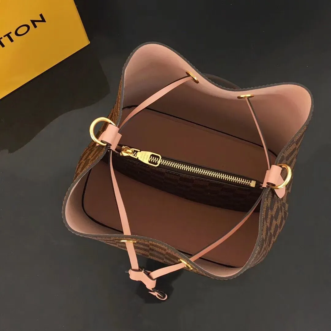Neonoe Bucket Bag