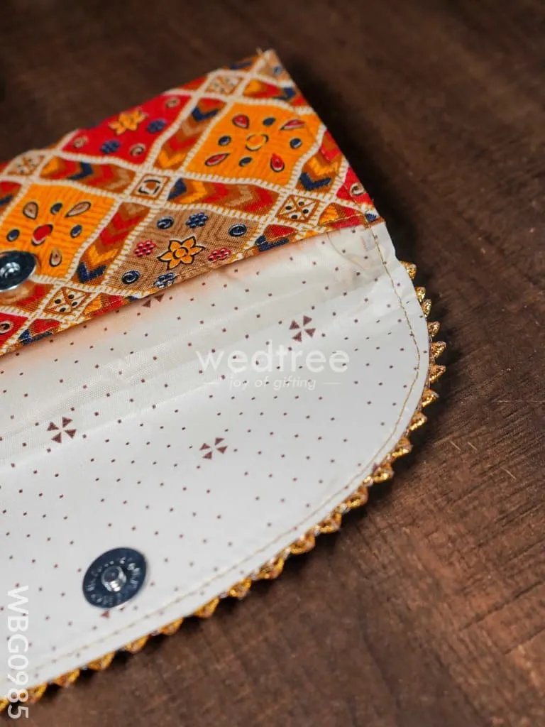 Patola Printed Purse - WBG0985