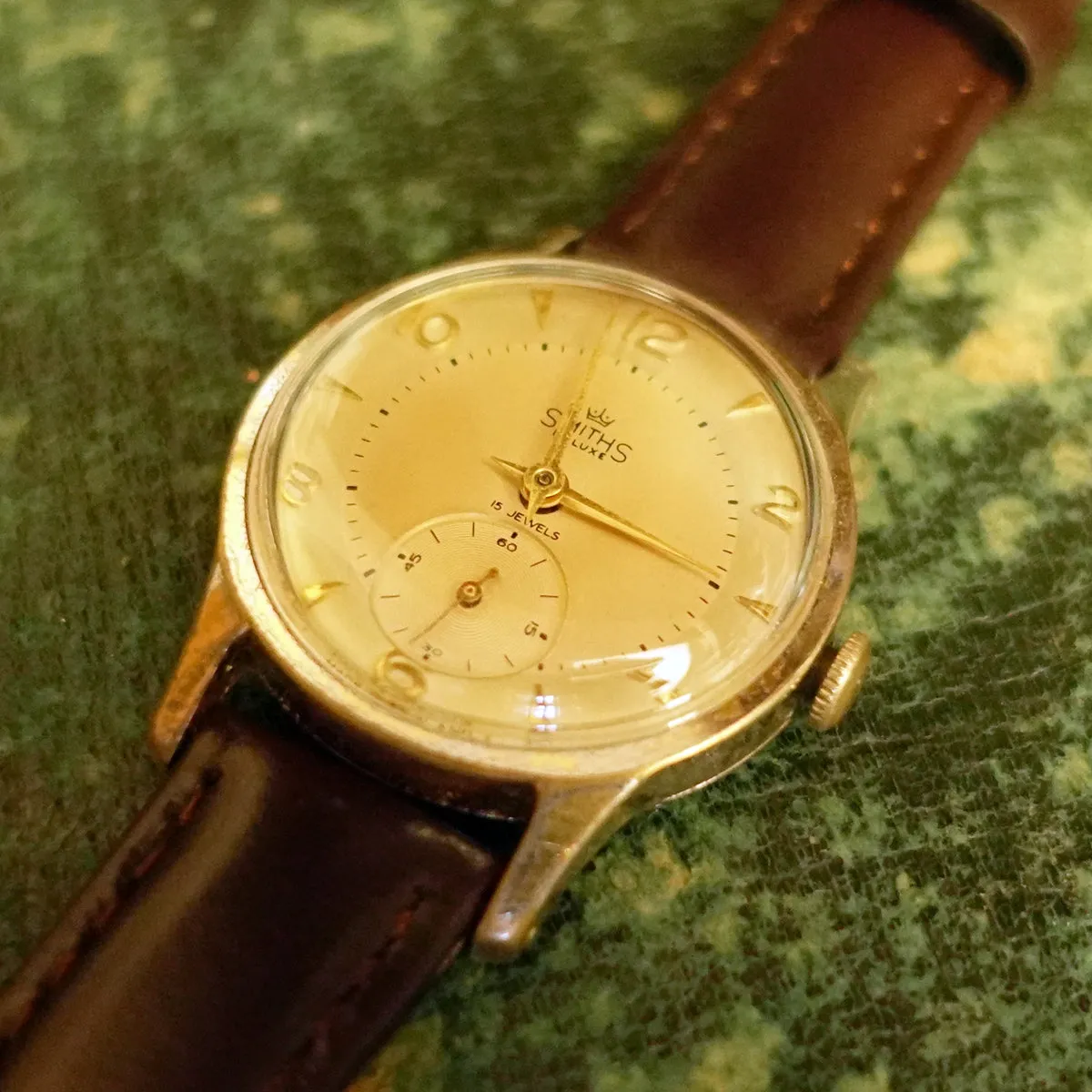 Smiths Deluxe Vintage 15 Jewel Watch