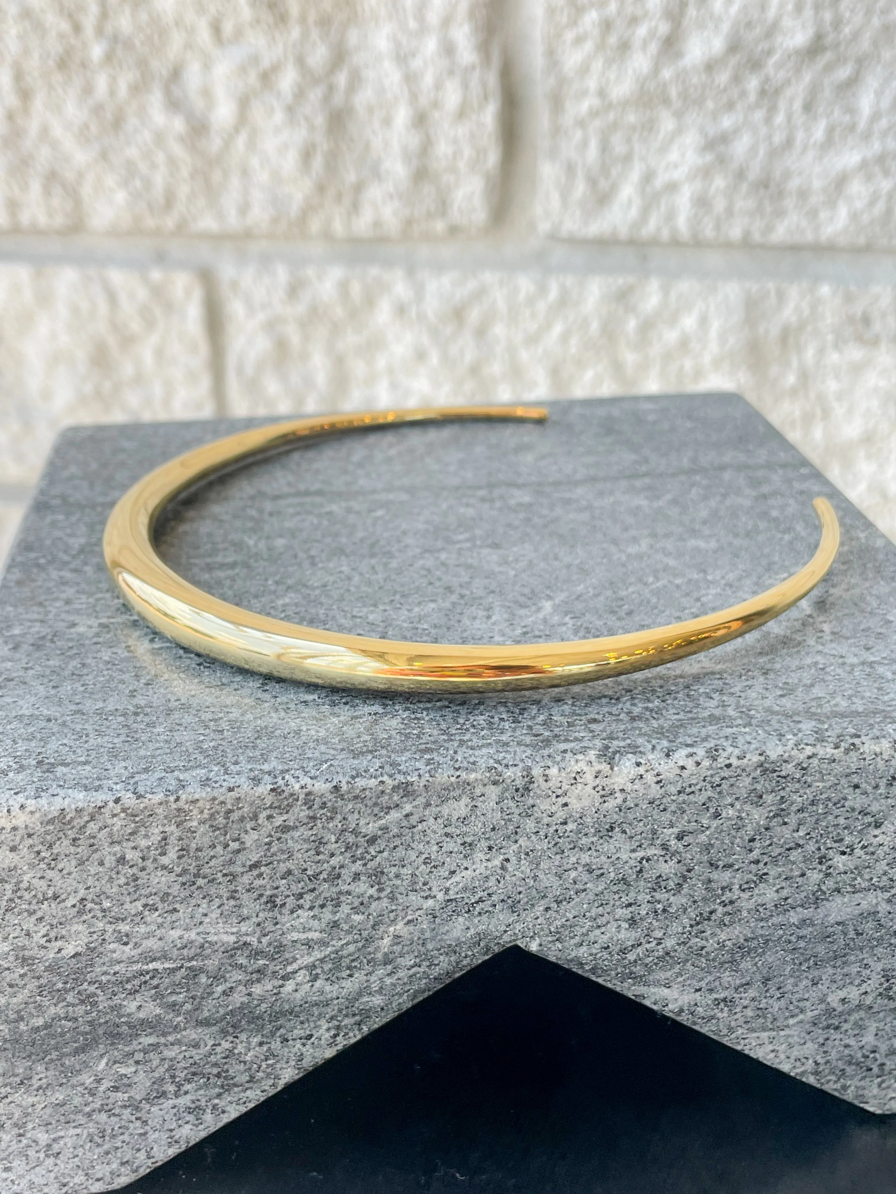 Thick Tusk Choker Classic