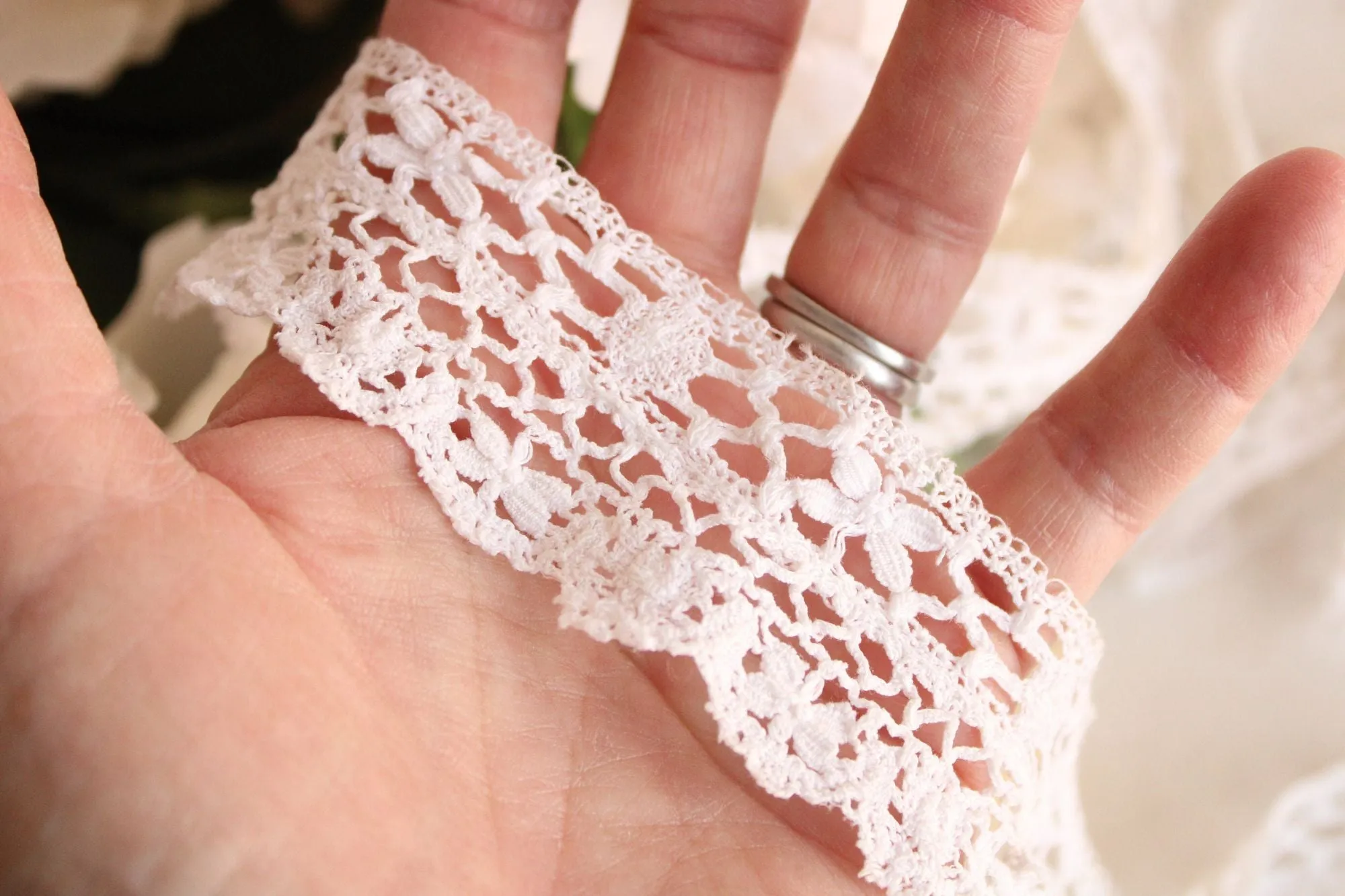 Vintage 1910s 1920s White Crochet Lace Trim, 65" Long, 1.5" Wide