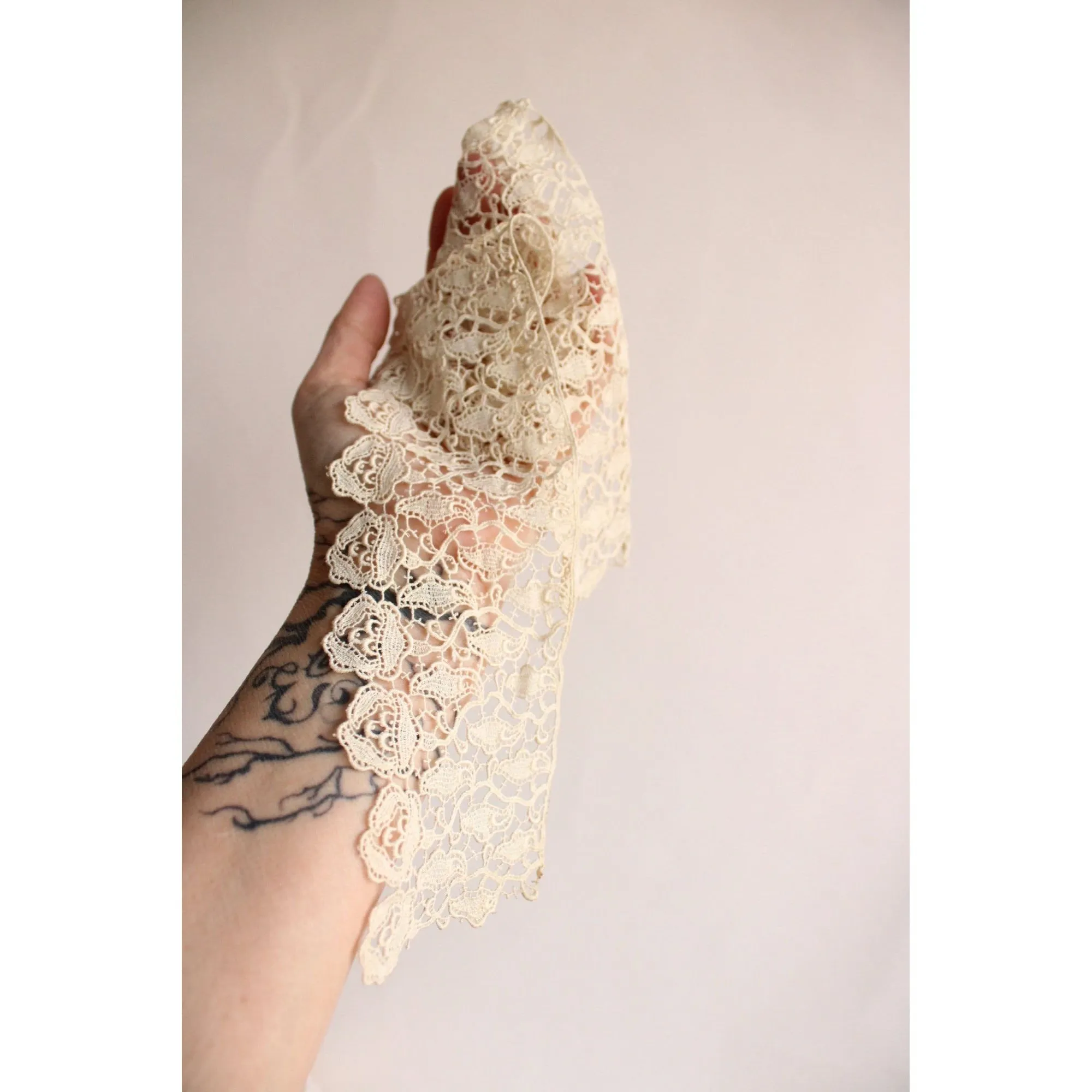 Vintage 1930s 1940s Lace / Ivory Wide Lace Trim 3" / 1 Yard
