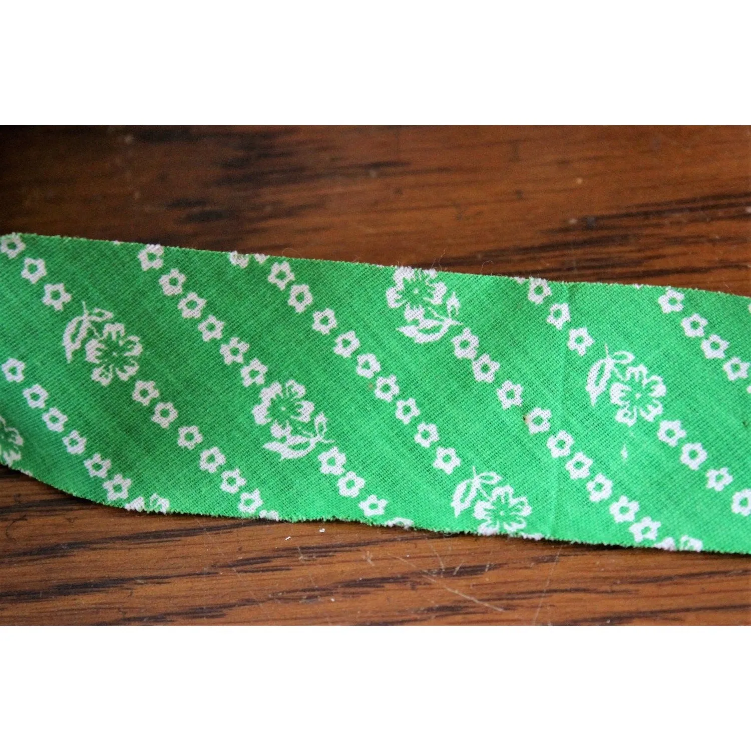 Vintage 1950s 1960s Hawaiian Floral Ribbon Trim 1.5"