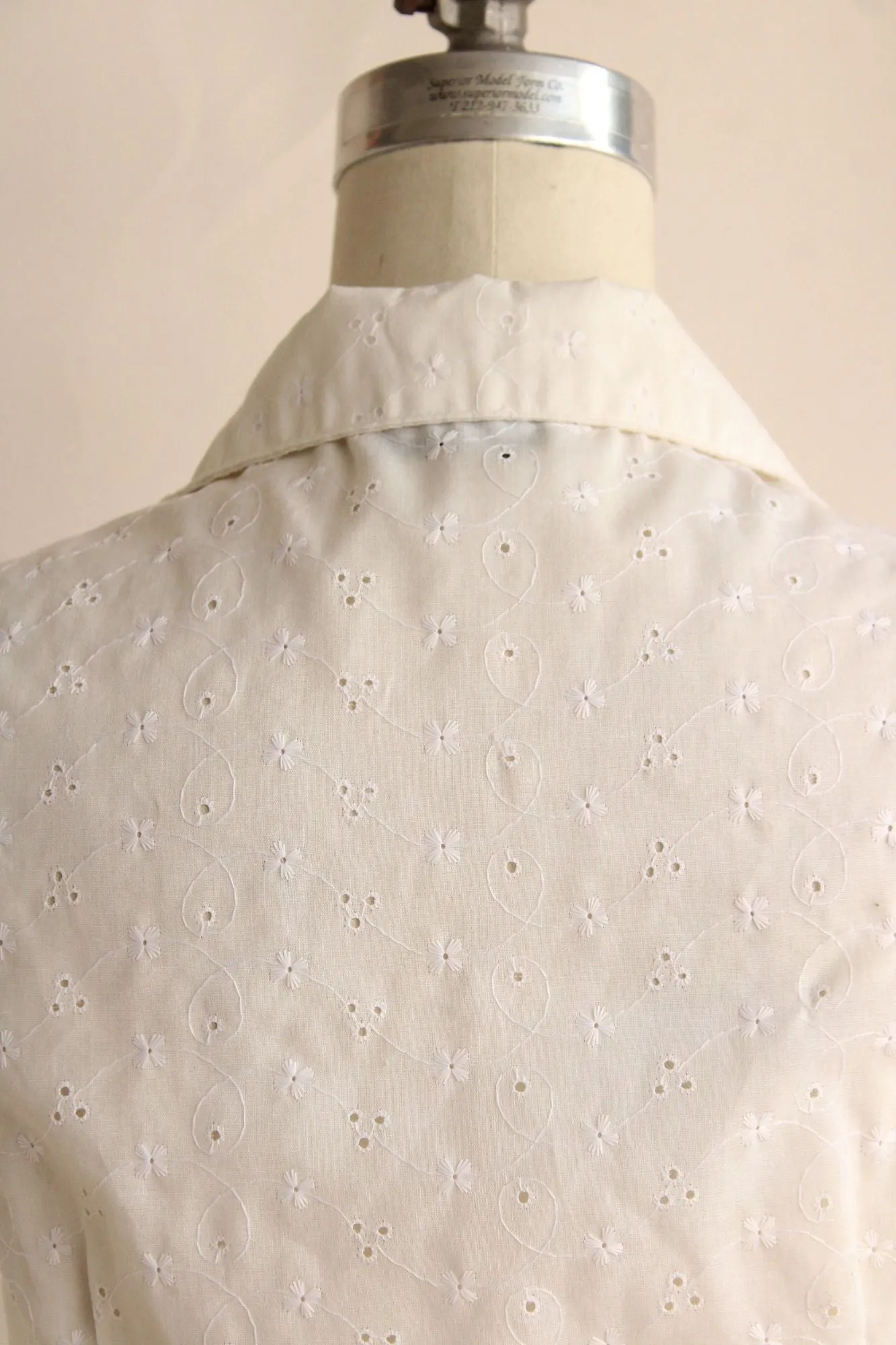 Vintage 1980s Niki-Lee White Eyelet Blouse