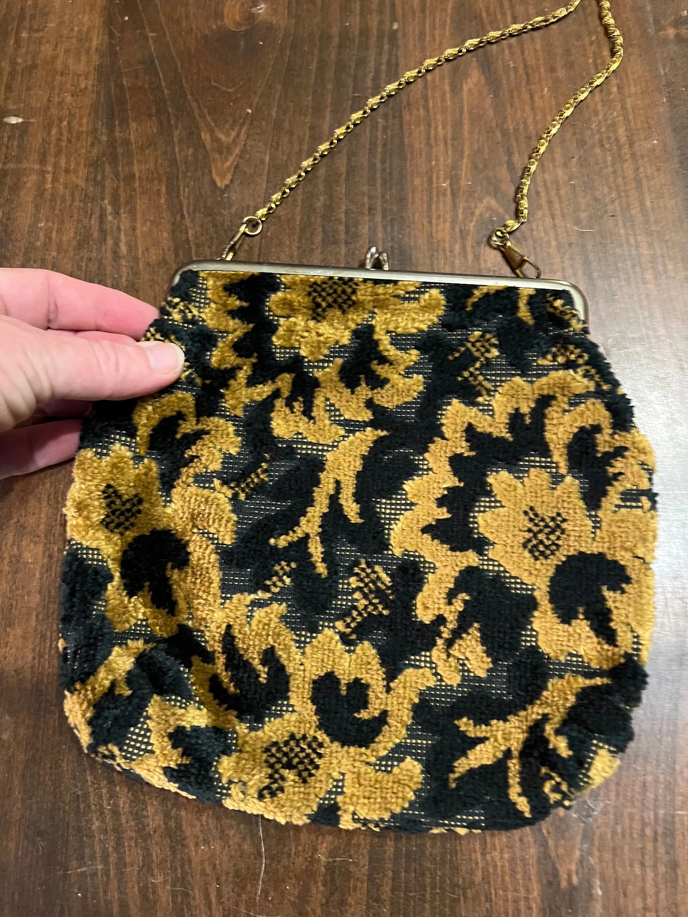 Vintage 70's carpet bag purse