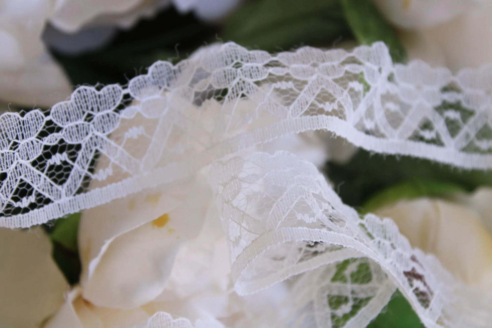 Vintage Ivory Lace Trim, 5 yards, One Inch Wide