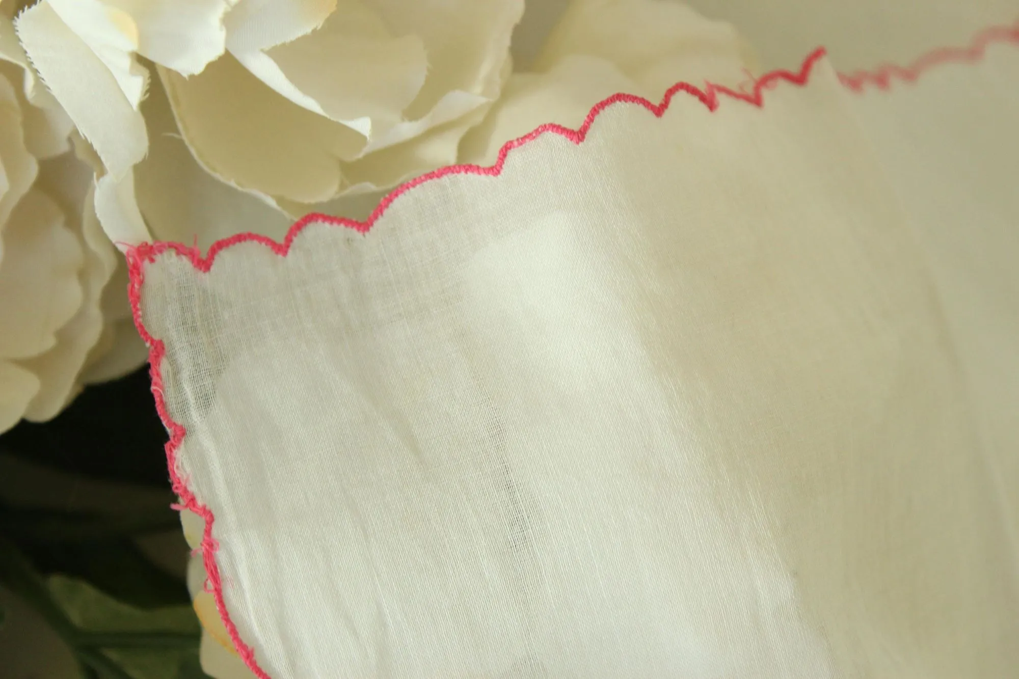 Vintage White Embroidered Flower Cotton Handkerchief