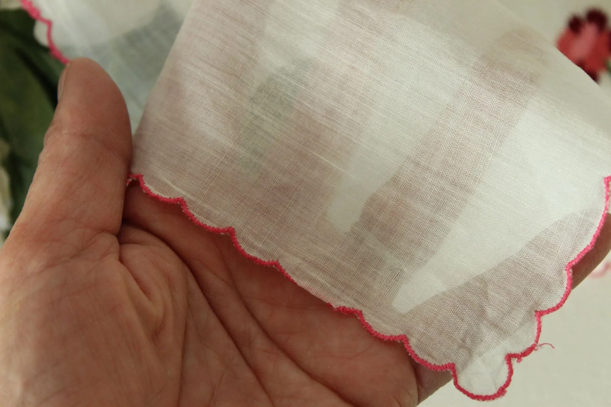 Vintage White Embroidered Flower Cotton Handkerchief
