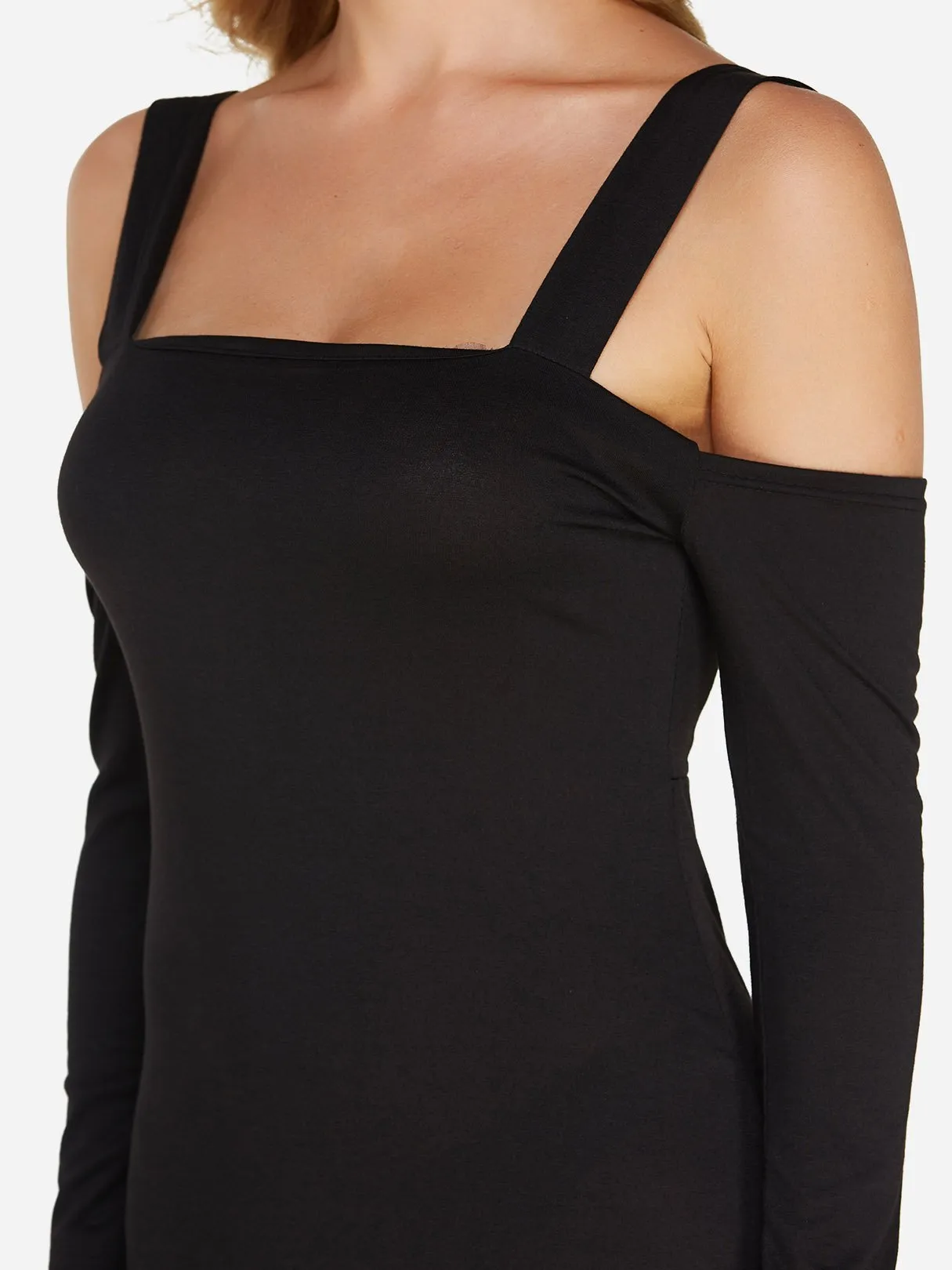 Wholesale Black Cold Shoulder Long Sleeve Plain Mini Dress